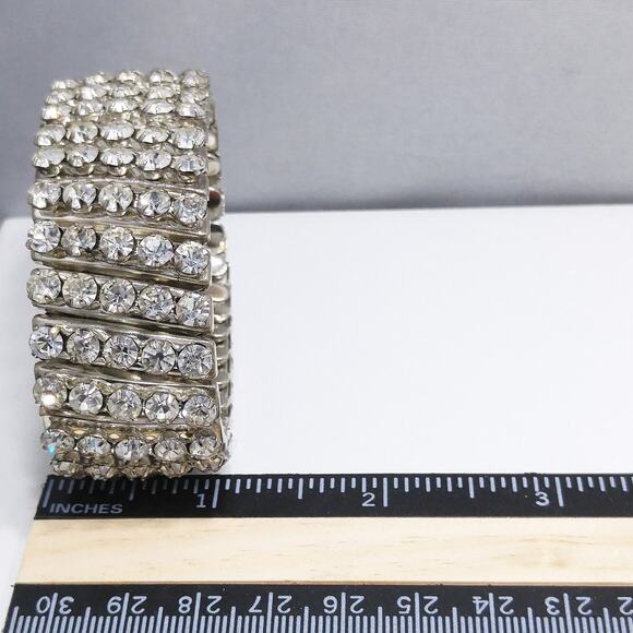 Vintage 1950s Clear Rhinestone Expansion Bracelet, 5 Rows Silver Tone - Picture 7 of 10